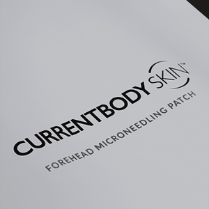 CurrentBody Skin Microneedling Patch für die Stirn